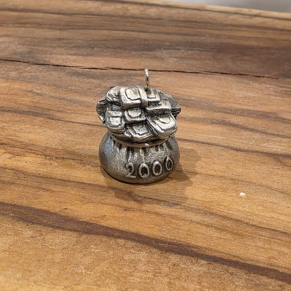 Hallmark Keepsake Miniature Ornament Monopoly Sack of Money - Picture 3 of 3